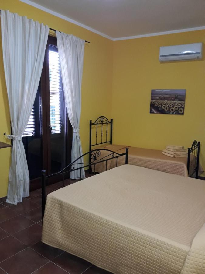 Bed and Breakfast Le Tre Caravelle Трабия Экстерьер фото